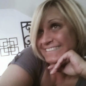 Meet your Posher, Laurie